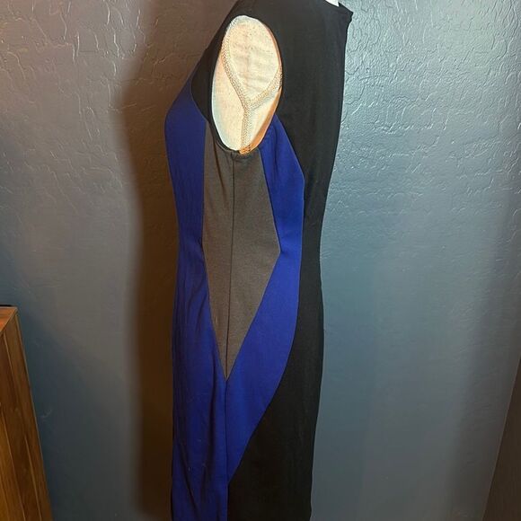 ECI Elegant Blue and Black Sleeveless Dress - Picture 4 of 8